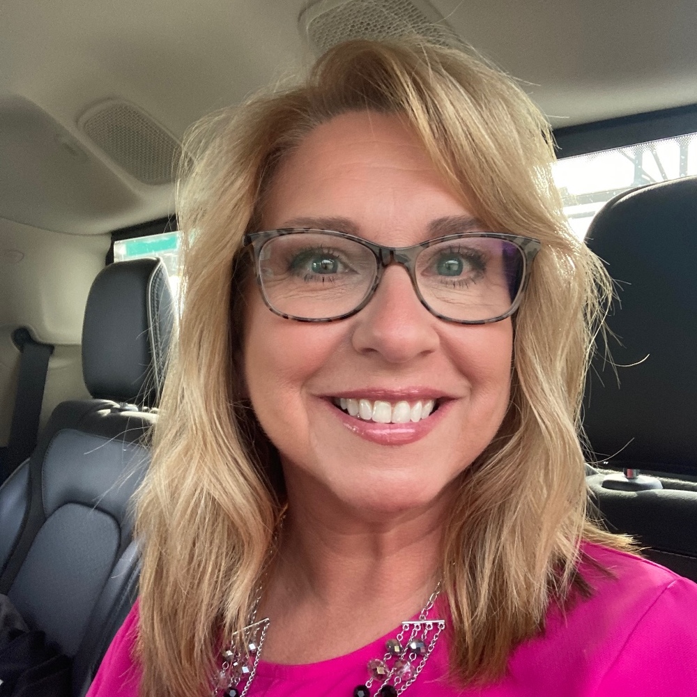 Meet your Posher, Marylou